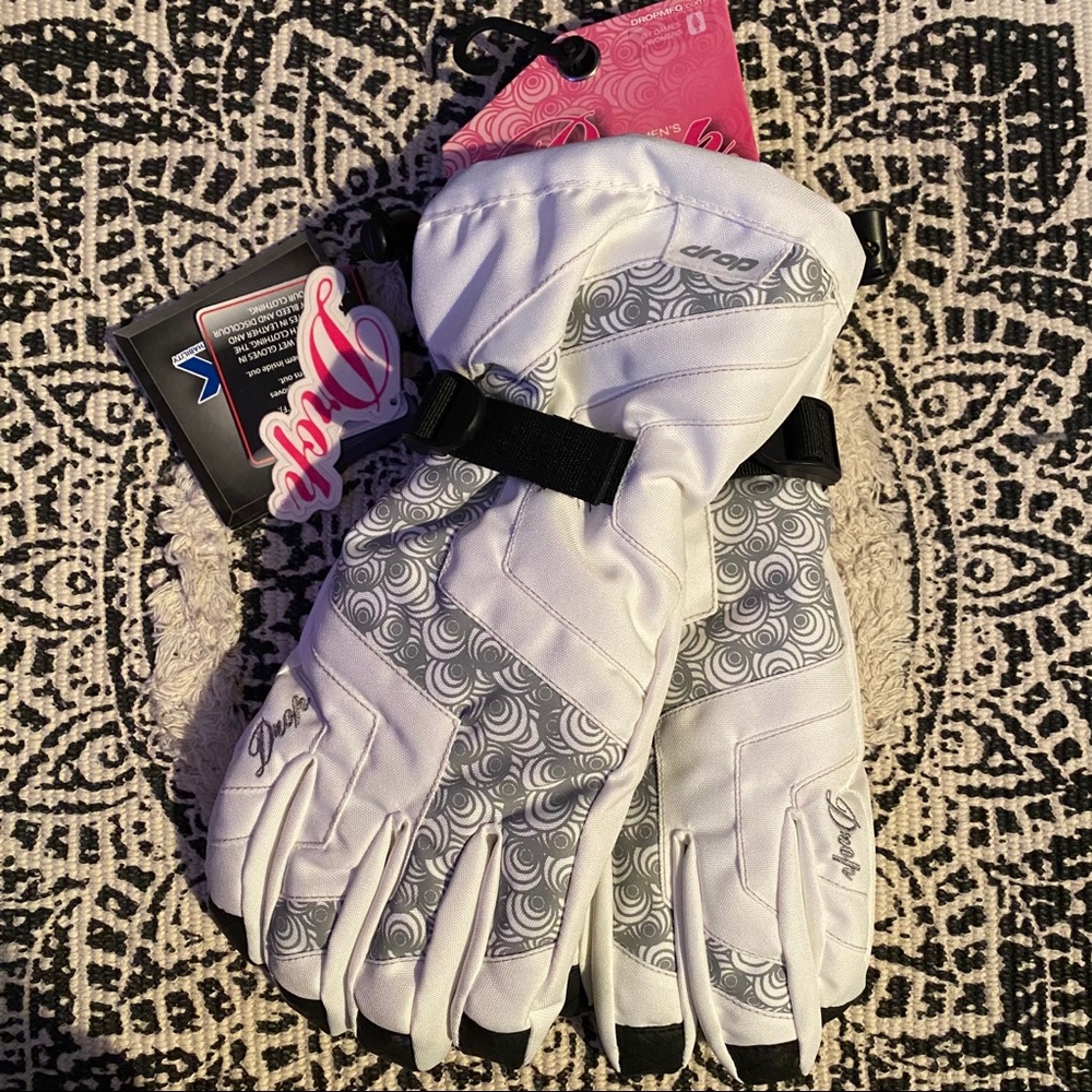 Women’s Snow Gloves - Drop brand